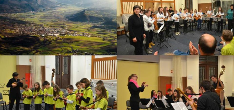 Tamburjaši na Območnem srečanju tamburaških skupin in orkestrov v Skriljah